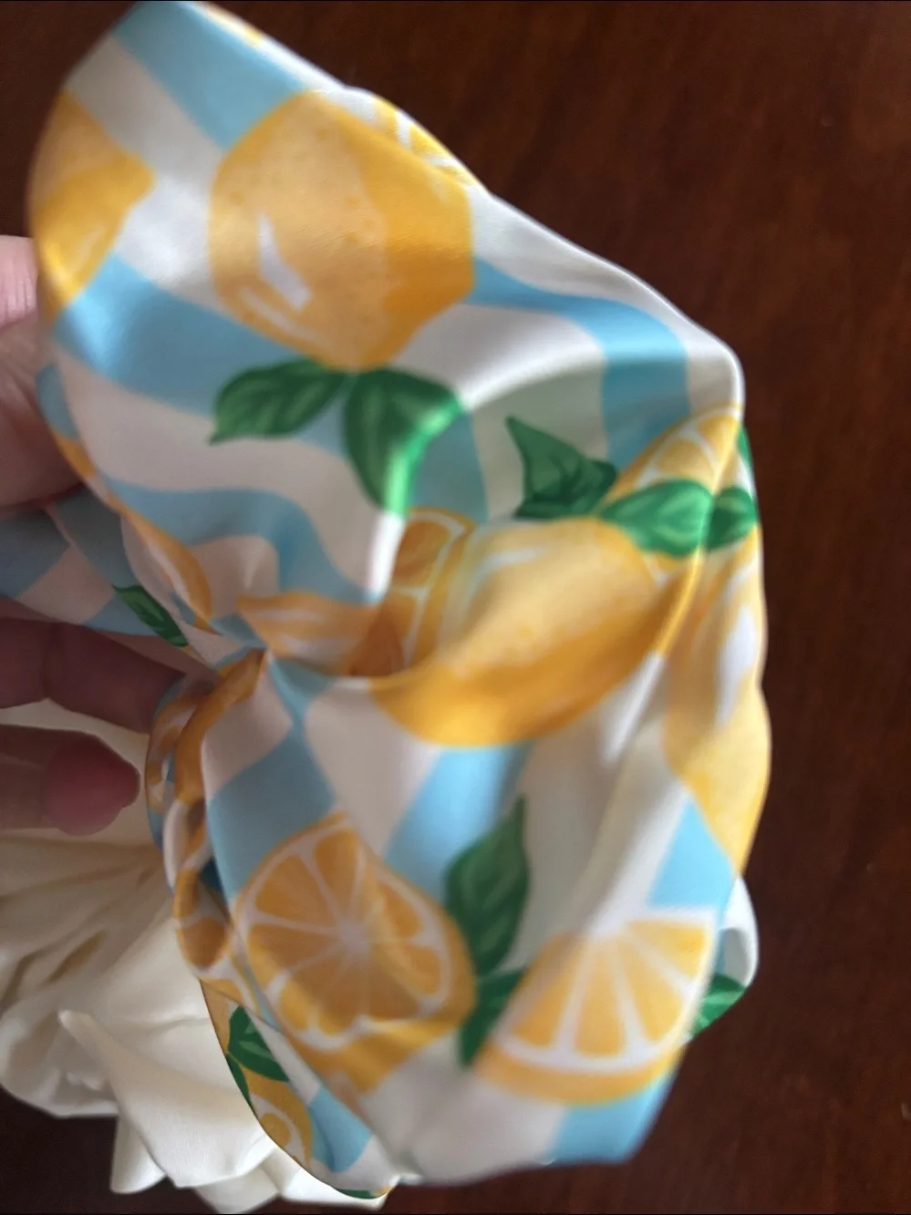 NWT Cream and Lemon large Scrunchie Set